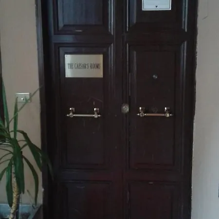 Guest house Caesar's