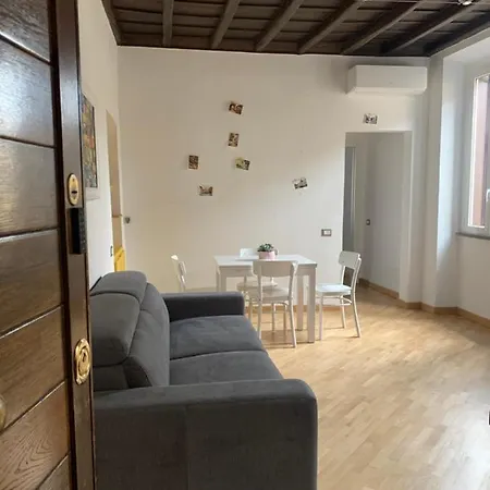Apartment Luxury Coronari Rome