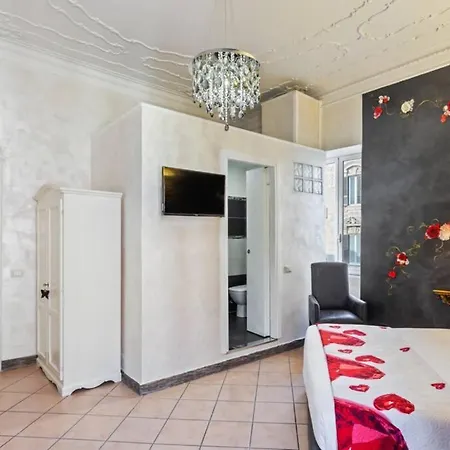 Art Apartment *