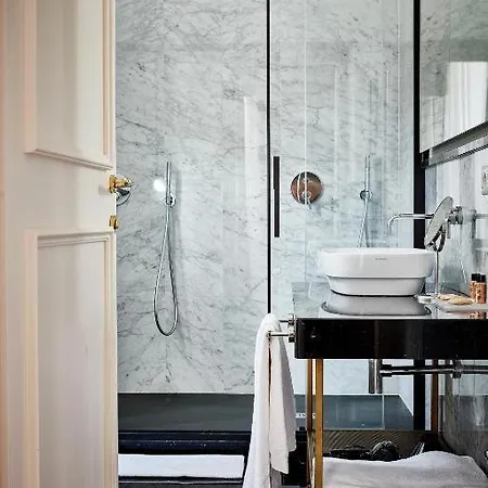 Spagna Luxury Guest house 2*