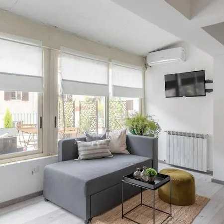 Iflat Opera Penthouse With Terrace Apartment *