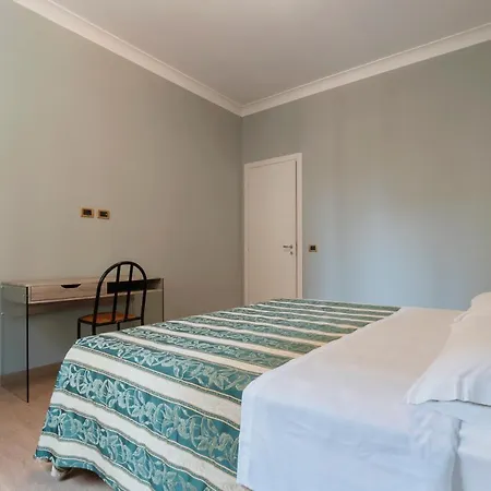 Termini Station Elegant And Roomy Apartamento Roma