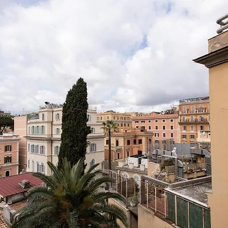 Artromano Hotel 2*