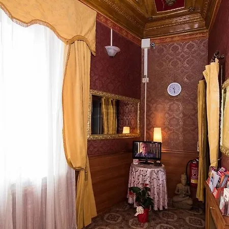 Hotel Artromano 2*