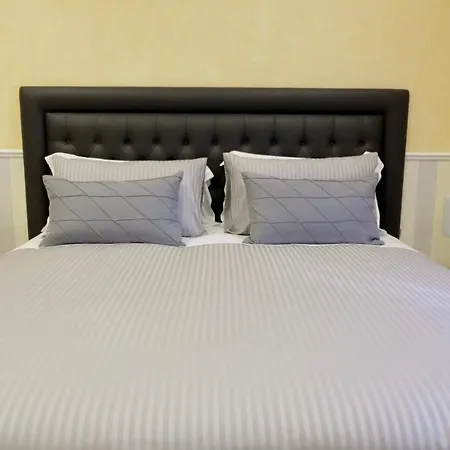 Apartment New Sistina 2 *