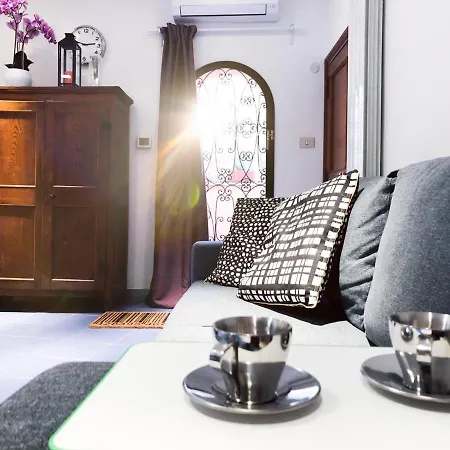 Romantico A Trastevere Apartment Rome