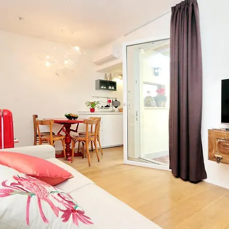 Colosseum Stylish Apartment