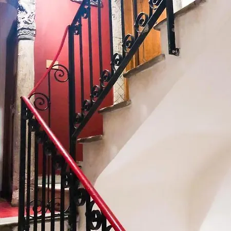 Romantico A Trastevere Apartment *