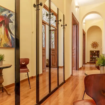 Termini And Elegant Apartment Rome