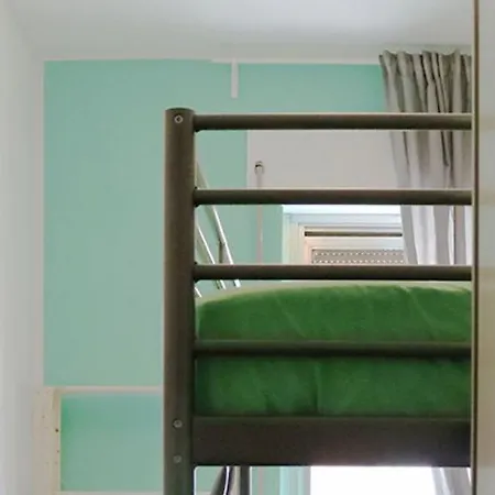Kamchu Apartments: Viale Libia Guest house Rome