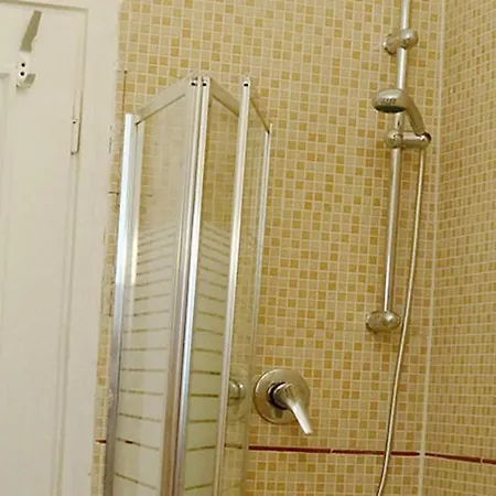 Guest house Kamchu Apartments: Viale Libia