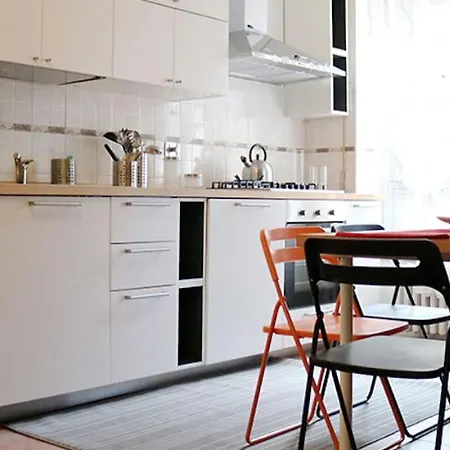 Kamchu Apartments: Viale Libia Guest house *