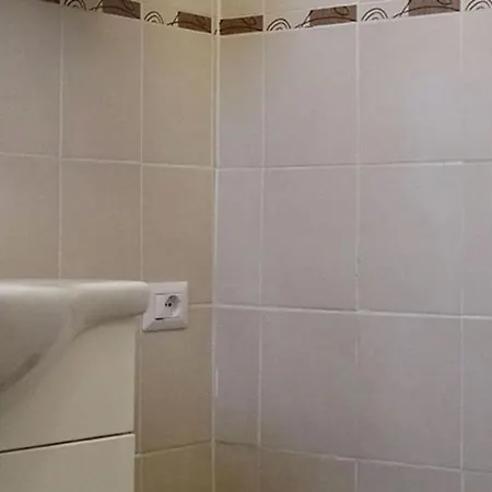 Kamchu Apartments: Viale Libia