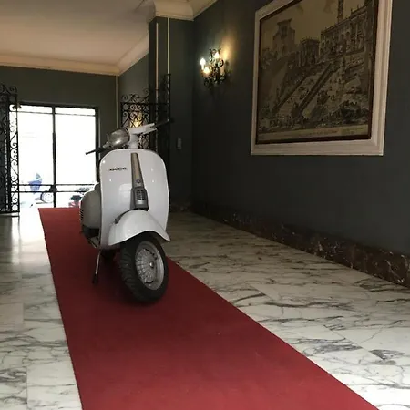 Couette-café Unicum Rome