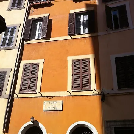 Piazza Navona Beautiful Apartment *