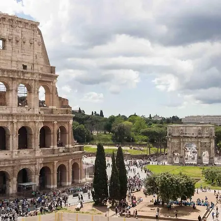 Amazing View Colosseo * Rome