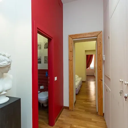 Spanish Steps Exclusive In *