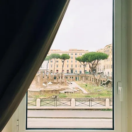 Little Queen Bed & Breakfast Roma