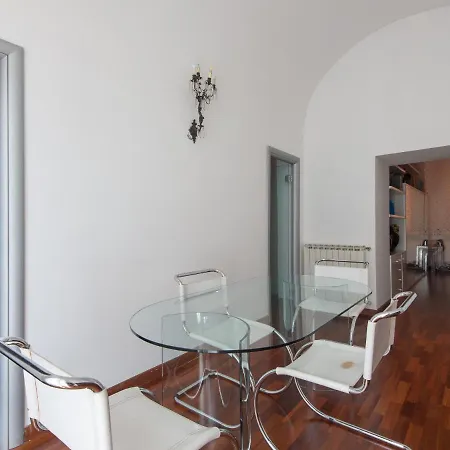 Colosseo Cozy Apartment