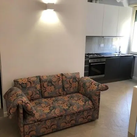 Furio Camillo Luminoso Apartment