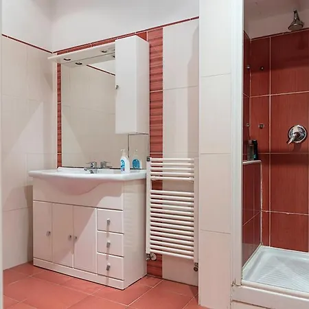 Tiberina - Trastevere Apartment *