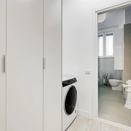 Bmga L The White Crown In Testaccio Apartment Rome