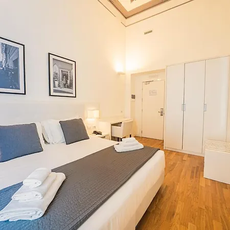 Capitals Luxury River 2*
