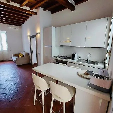 Apartment Benedetta 22 - Trastevere Rome