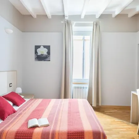 Spanish Steps House Vittoria Apartamento Roma