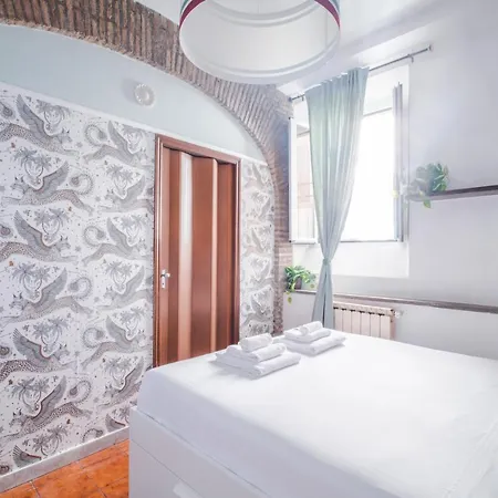 La Vetrina, The Renaissance Charme Of Piazza Navona Apartment Rom