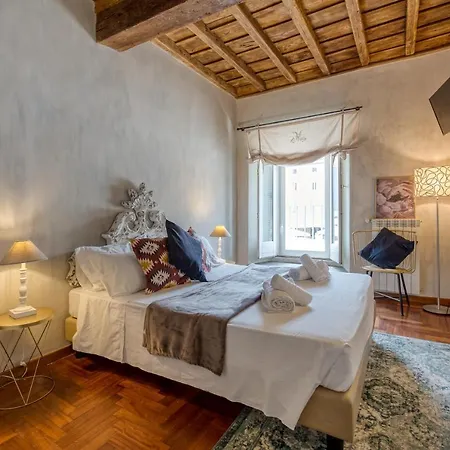 Apartment View On Campo De Fiori Irex