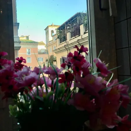 Arenula Apartment *