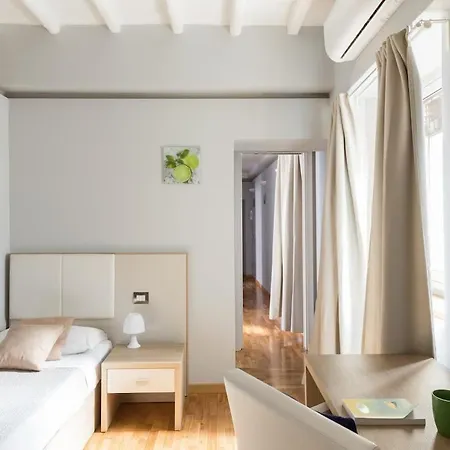 Spanish Steps House Vittoria Apartamento Roma