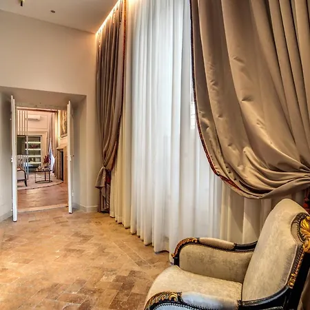 Отель Eitch Borromini Palazzo Pamphilj 4*