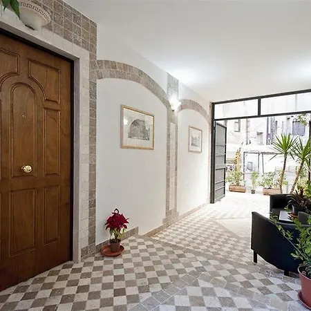 B&B La Porta 3* Rome