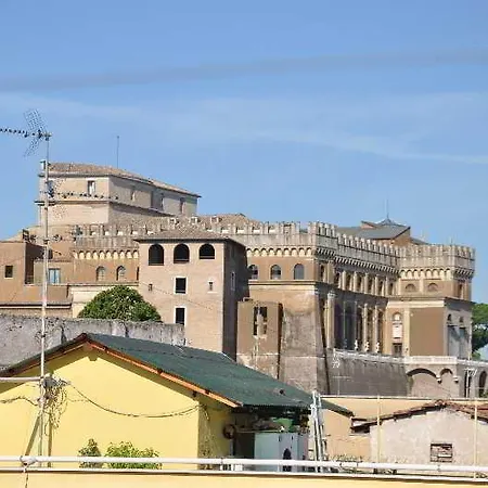 Le Di Via Ottaviano - In Bed and breakfast Roma