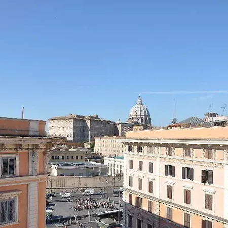 Bed and breakfast Le Di Via Ottaviano - In