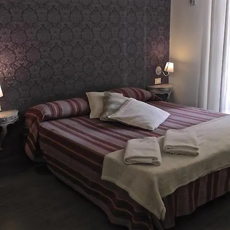 Guest house Casa Vicenza Rome