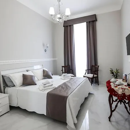 Casa Lili Roma, *