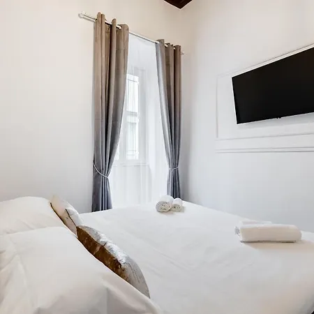 Trevi Fountain - Romedreamhome Apartment *