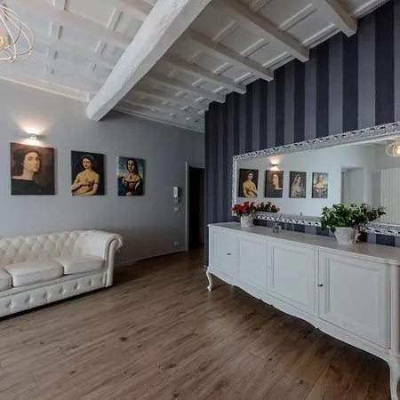 Relais La Fornarina * Rome