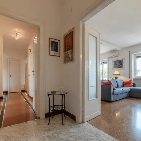 Apartment Roomy And Bright With Terrace Rome