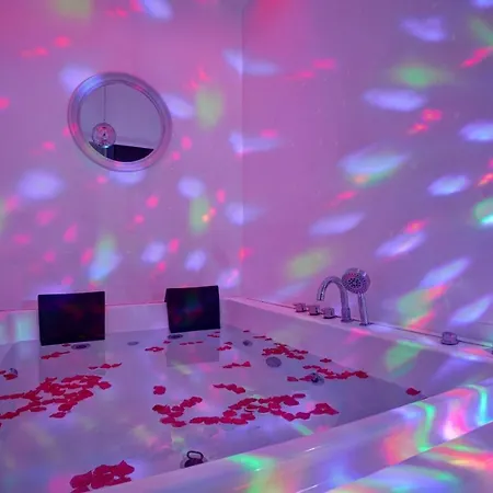 Lovers Excape - Adults Only Apartment