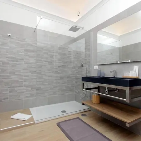Aventino Contemporary