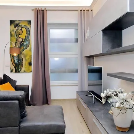 Aventino Contemporary רומא