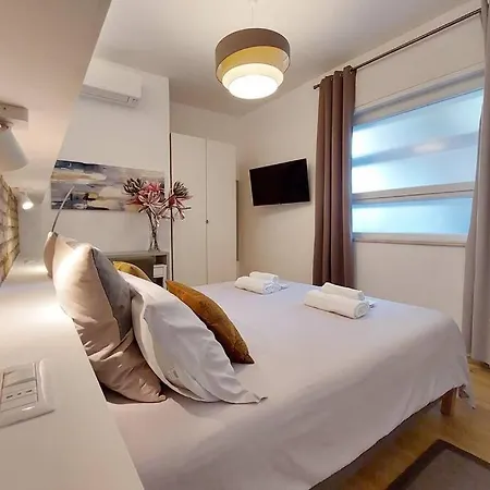 Aventino Contemporary Appartamento *