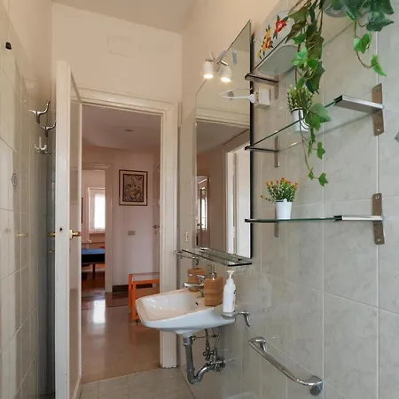 Apartment Roomy And Bright With Terrace