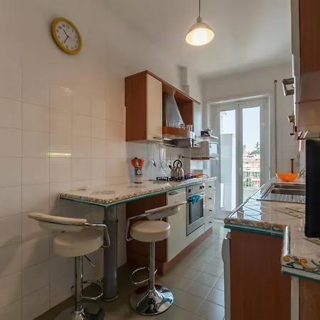 Apartment Roomy And Bright With Terrace