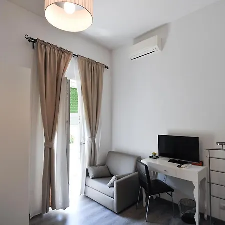 Le Fontane Di Affittacamere 3*