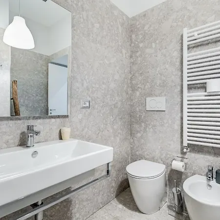 Crystal Trevi Fountain - Romedreamhome Rome